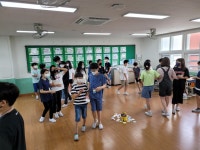학교소식 > 유치원/초등학교 > 동홍초 6학년, 연극으로 나다움을 찾고 표현하다!(인성프로그램 실시) | 제주교육소식
