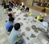 학교소식 > 유치원/초등학교 > 월랑초등학교병설유치원, 찾아오는 흙놀이 체험 실시 | 제주교육소식