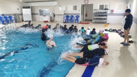 학교소식 > 유치원/초등학교 > 하도초, 생존수영교실 운영 | 제주교육소식