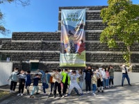 학교소식 > 유치원/초등학교 > 신촌초, 1학년 그림책 속 제주이야기 실감공연관람 | 제주교육소식