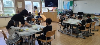 학교소식 > 유치원/초등학교 > 평대초, 김치 만들기 체험 실시 | 제주교육소식