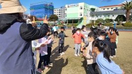 학교소식 > 유치원/초등학교 > 서귀서초, 심리정서 회복을 위한 찾아가는 공동체 놀이 운영 | 제주교육소식