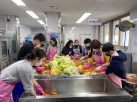 학교소식 > 중학교 > 표선중학교, 생태 텃밭 김장 나눔 행사 실시 | 제주교육소식