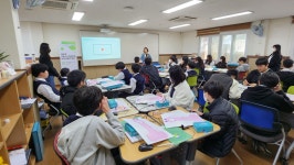 학교소식 > 중학교 > 우도중, 챗GPT에게 인공지능의 미래를 묻다! 제주형SW-AI미래인재빅히어로즈 캠프 운영 | 제주교육소식
