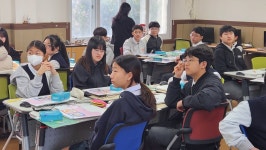 학교소식 > 중학교 > 우도중, 챗GPT에게 인공지능의 미래를 묻다! 제주형SW-AI미래인재빅히어로즈 캠프 운영 | 제주교육소식