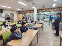 학교소식 > 유치원/초등학교 > 우도초중, 4.3.은 대한민국의 역사! 4.3평화·인권교육 명예교사 학교 방문 수업 실시 | 제주교육소식