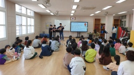 학교소식 > 유치원/초등학교 > 흥산초, 4․3 추모 공연 및 4․3 문구 전시회 등 다양한 4․3 평화․인권교육주간 운영 | 제주교육소식