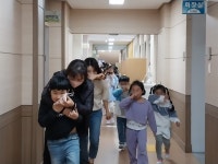 학교소식 > 유치원/초등학교 > 서귀서초, 화재대피훈련 및 체험식 안전교육 실시 | 제주교육소식