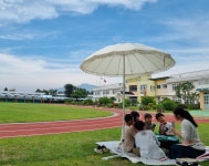 학교소식 > 유치원/초등학교 > 의귀초, 인・지・감 별난 북트럭 프로그램 실시 | 제주교육소식