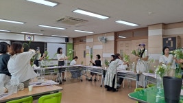 학교소식 > 유치원/초등학교 > 한동초, 학부모 학교참여활동사업(꽃다발 만들기) 운영 | 제주교육소식