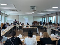 학교소식 > 유치원/초등학교 > 함덕초, 학부모 교실(‘라탄공예로 무드 조명등 만들기’) 프로그램 운영 | 제주교육소식