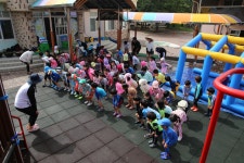 학교소식 > 유치원/초등학교 > 함덕초등학교병설유치원, “시원한 물과 함께 안전하게 놀아요!” 여름철 안전한 물놀이 예방교육 실시... 