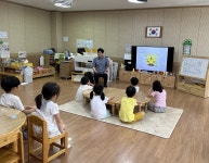 학교소식 > 유치원/초등학교 > 월랑초병설유치원, 찾아오는 반편견 입양교육 실시 | 제주교육소식