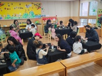 학교소식 > 유치원/초등학교 > 신광초병설유치원_방과후과정 학부모 참여수업 실시 | 제주교육소식