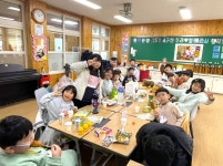 학교소식 > 유치원/초등학교 > 흥산초병설유치원, 유·초이음 ‘4학년과 함께하는 무지개 책방’의 매듭을 짓다 | 제주교육소식