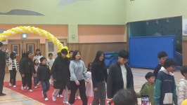 학교소식 > 유치원/초등학교 > 금악초, ‘설렘 가득, 행복 가득’ 교육가족과 함께하는 입학식 실시 | 제주교육소식