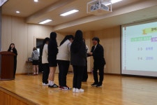 학교소식 > 유치원/초등학교 > 제주여상, 2024학년도 입학식 및 장학금 전달 | 제주교육소식