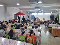 학교소식 > 유치원/초등학교 > 효돈초병설유치원, 딸기따기 연합체험학습 실시 | 제주교육소식
