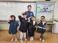 학교소식 > 유치원/초등학교 > 안덕초, 서귀포경찰서 경찰진로교육 실시 | 제주교육소식