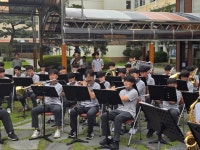 학교소식 > 중학교 > 서귀포중, 교악대 윈드 하모닉스 해설과 함께하는 등굣길 음악회 실시 | 제주교육소식