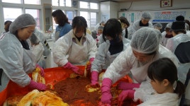 학교소식 > 유치원/초등학교 > 한천초, 교육3주체가 함께 만든 김치 나눔 활동 실시 | 제주교육소식