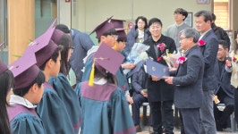 학교소식 > 유치원/초등학교 > 멋진 졸업! 새로운 시작! 우도유·초·중 통합 졸업식 개최 | 제주교육소식