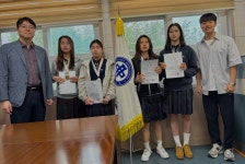 학교소식 > 유치원/초등학교 > 중문중학교 수영부 창단의 결실, 첫 금빛 질주와 은빛 팀워크 | 제주교육소식