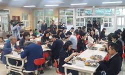 학교소식 > 유치원/초등학교 > 안덕초, 2025 APEC 교육장관회의 대표단 학교 방문 행사 운영 | 제주교육소식