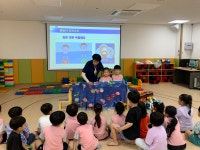 학교소식 > 유치원/초등학교 > 제주동초병설유치원, 물놀이 안전 교육 실시 | 제주교육소식