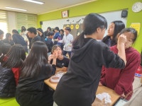 학교소식 > 유치원/초등학교 > 학생자치회 주관, 즐겁게 놀며 함께한 ‘귀신의 날, 광이 아파트’ 행사 열려~ | 제주교육소식
