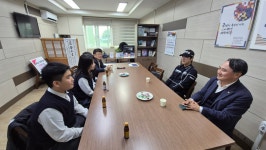 학교소식 > 전체 > 남원중학교 동문 고군택 프로, 모교에 발전기금 500만원 기탁 | 제주교육소식