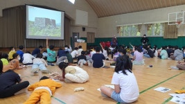 제주생태환경교육 > 생태환경교육자료 > 재릉초등학교 마을강사와 함께 하는 마을/환경 교내 체험학습 실시(5.13.) | 제주이해교육