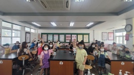 자료실 > 우수사례공유 > 제주동초, 학부모와 자녀가 함께하는 ‘오손도손 자개모빌 만들기’ 체험활동 운영 | 학부모지원센터