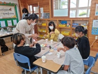 자료실 > 우수사례공유 > 곽금초, 학부모동아리 재능 기부(친환경 비누 공예 교실 운영) | 학부모지원센터