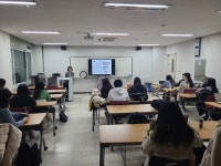 11/08 특강 &#39;재미있는 그림책, 생각하는 그림책: 그림책의 다양한 활용방법&#39; | 포토갤러리 | 커뮤니티 : 유아교육과