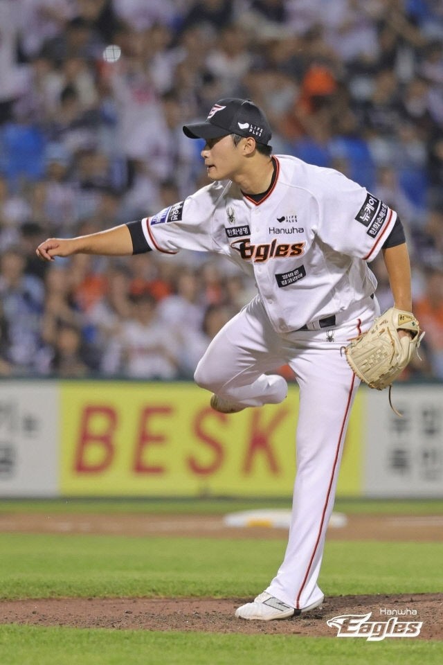 한화, 전반기 1위 단독 기록! 키움을 역전판 7연승, 1위 자리 고수!