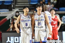[뒷북STAT] 가스공사의 7점 차 승부 9연패, KBL 최초의 불명예