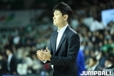 만회터 | [웜업터뷰] ‘홈 첫 승 도전’ 강혁 감독의 예상, “김낙현, 못한 걸 만회할 거다”