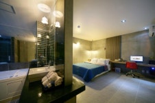 모텔 / 충청 충청북 도 - 점포라인