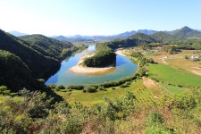 국가유산채널 > 참여 > 자료실 > 이야기 자료 > 상세보기: 강원도 영월의 한반도지형 국가유산채널