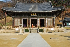 국가유산채널 > 참여 > 자료실 > 이야기 자료 > 상세보기: 황악산 아래 고즈넉하게 자리하고 있는 직지사 국가유산채널