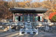 국가유산채널 > 참여 > 자료실 > 이야기 자료 > 상세보기: 용미리 석불입상 - 파주 용암사 국가유산채널