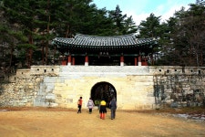 국가유산채널 > 참여 > 자료실 > 이야기 자료 > 상세보기: 문경 새재 (명승 제32호) 국가유산채널