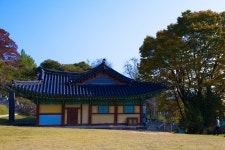 국가유산채널 > 참여 > 자료실 > 사진 자료 > 상세보기: 강화유수부 동헌(江華留守府 東軒, 인천광역시 유형문화재 제25호) 국가유산채널