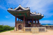 국가유산채널 > 참여 > 자료실 > 사진 자료 > 상세보기: 수원 방화수류정(水原 訪花隨柳亭, 보물 제1709호) 국가유산채널