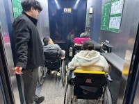 무장애 나들이 코스 이색적인 아쿠아가든 카페를 소개합니다.