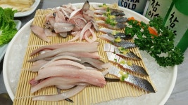 전국공무원노동조합 부산지역본부 북구지부 사상구청 맞은편 북부산세무서 옆에 삼정횟집으로...