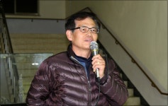전국공무원노동조합 강원지역본부 동해시지부 공무원노조 총파업 7주년 기념식 (2011.11.15/시청현관)
