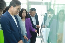블라인드 | 화성 뉴스