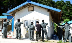 한울원자력 - 본부뉴스 - 한울본부, 사랑의 집수리 400호 탄생 